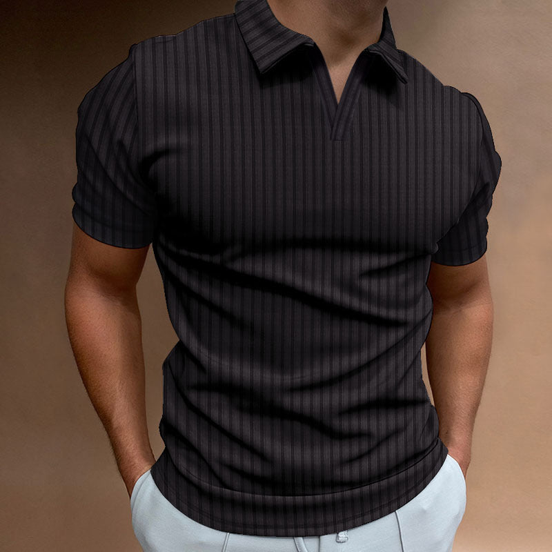 Stay Stylish and Comfortable with This Plain Slim Fit Leisure T-Shirt