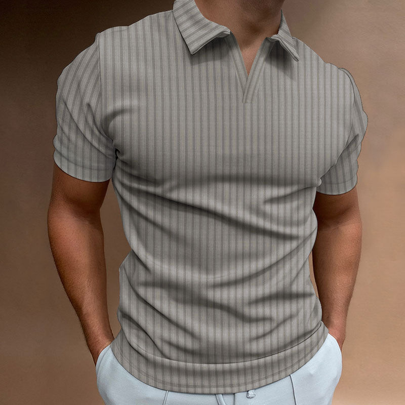 Stay Stylish and Comfortable with This Plain Slim Fit Leisure T-Shirt